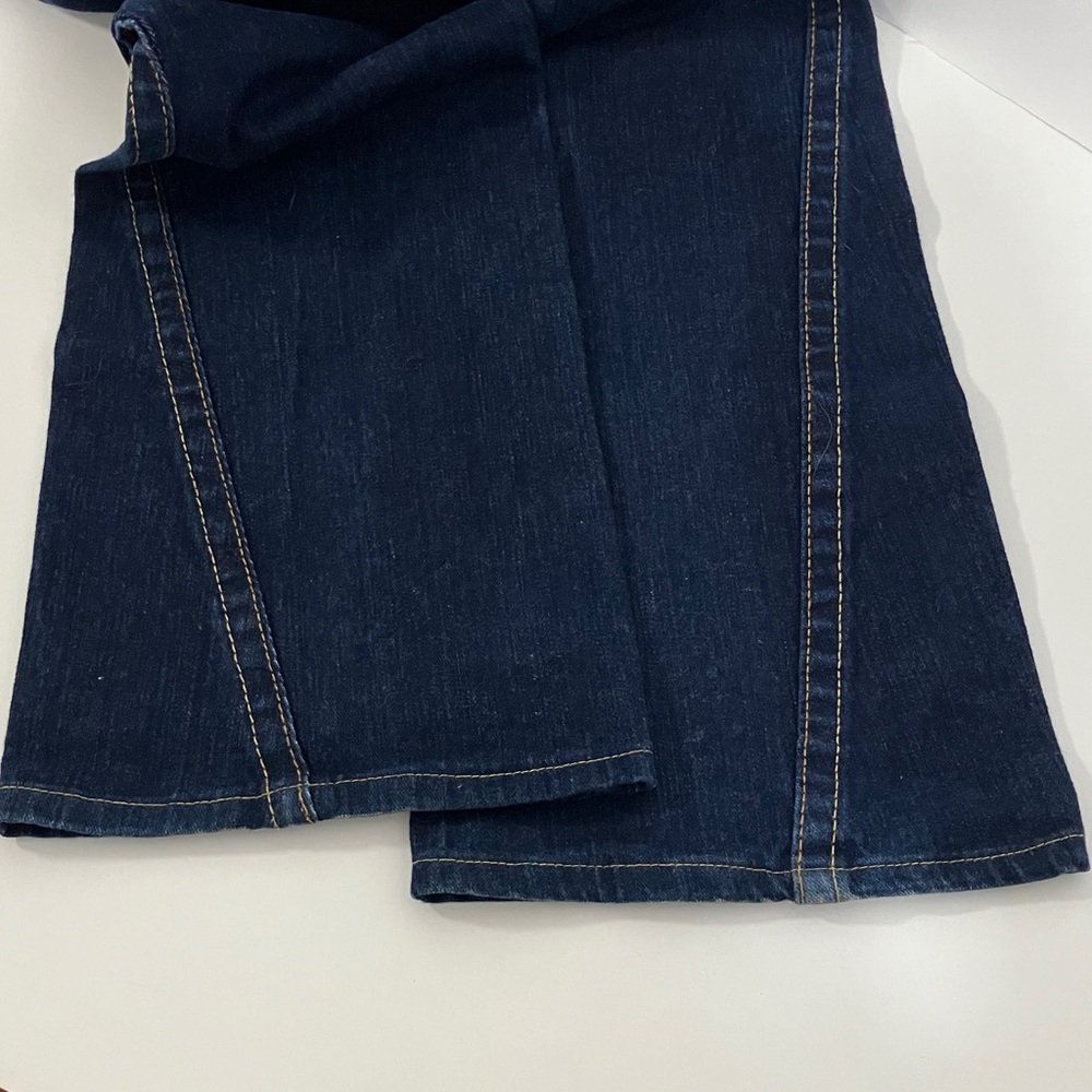 True Religion Woman’s Classic Big T Flare Joey Denim Jeans Size 31 - Picture 11 of 11